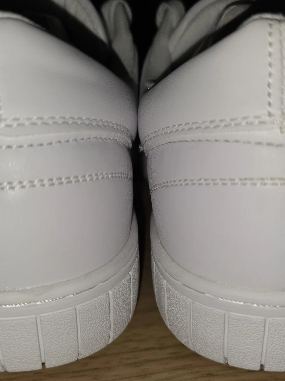 Airwalk WHITE/WHITE Men's Size 10.5 BRAND NEW/SKATE/CASUAL/IDEAL FOR ALL ATTIRES